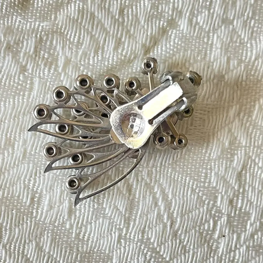 1.75” Atomic Fan Flower Starburst 1950s Rhinestone Clip Earrings Silver Metal